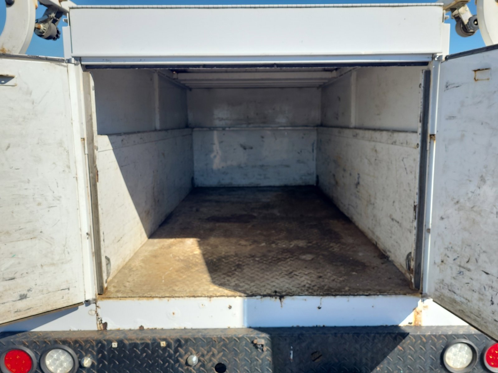 Used 2018 RAM 2500 Tradesman w/ Chrome Appearance Group image 27