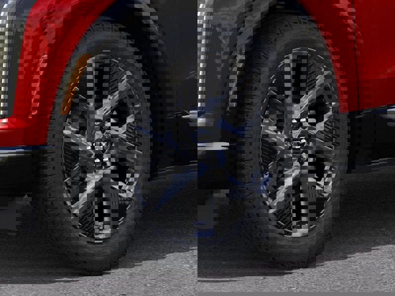 New 2025 Cadillac Optiq Luxury 1 w/ LPO, Floor Liner Package image 9