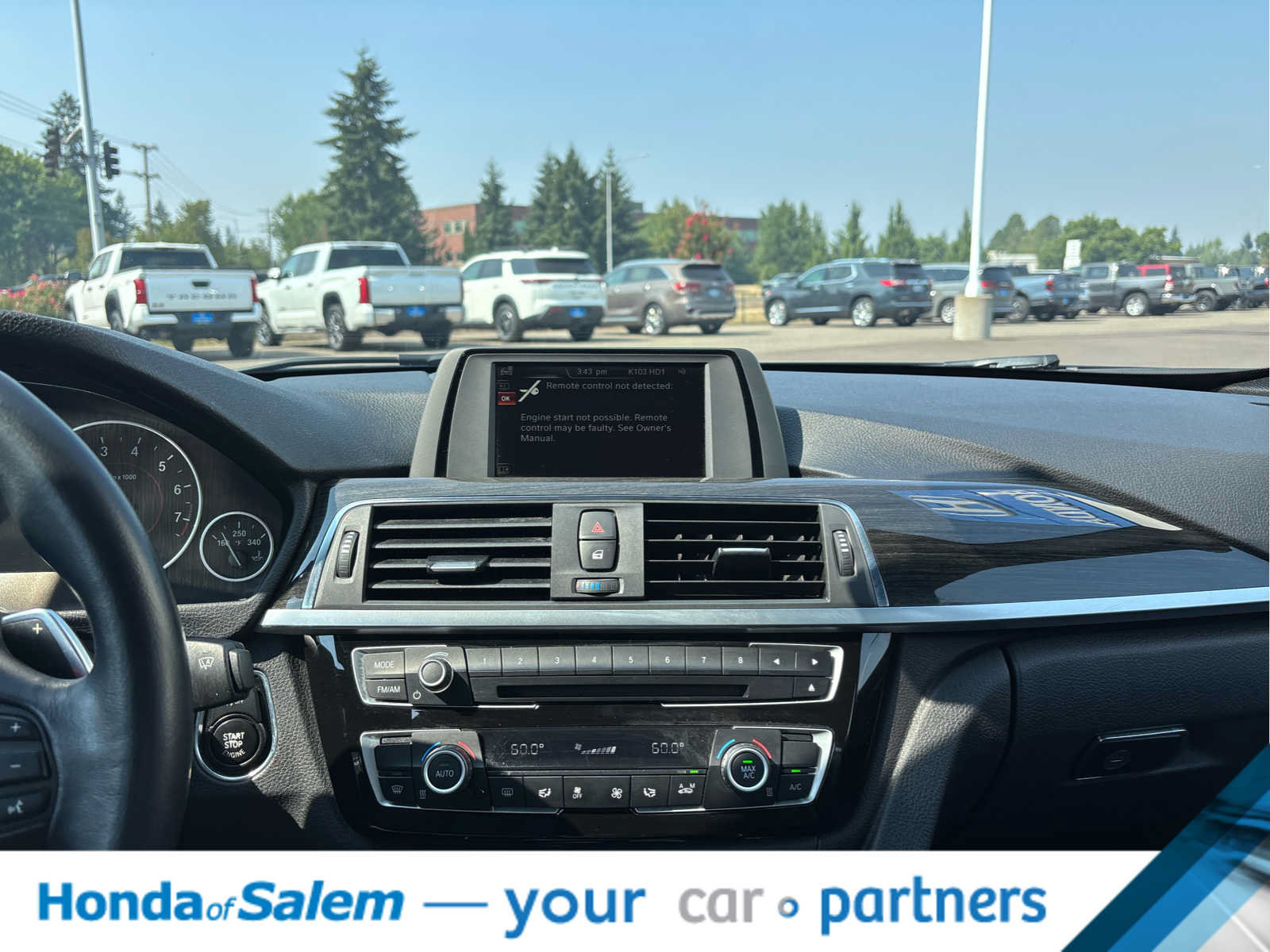 Used 2016 BMW 328i Sedan RWD image 16
