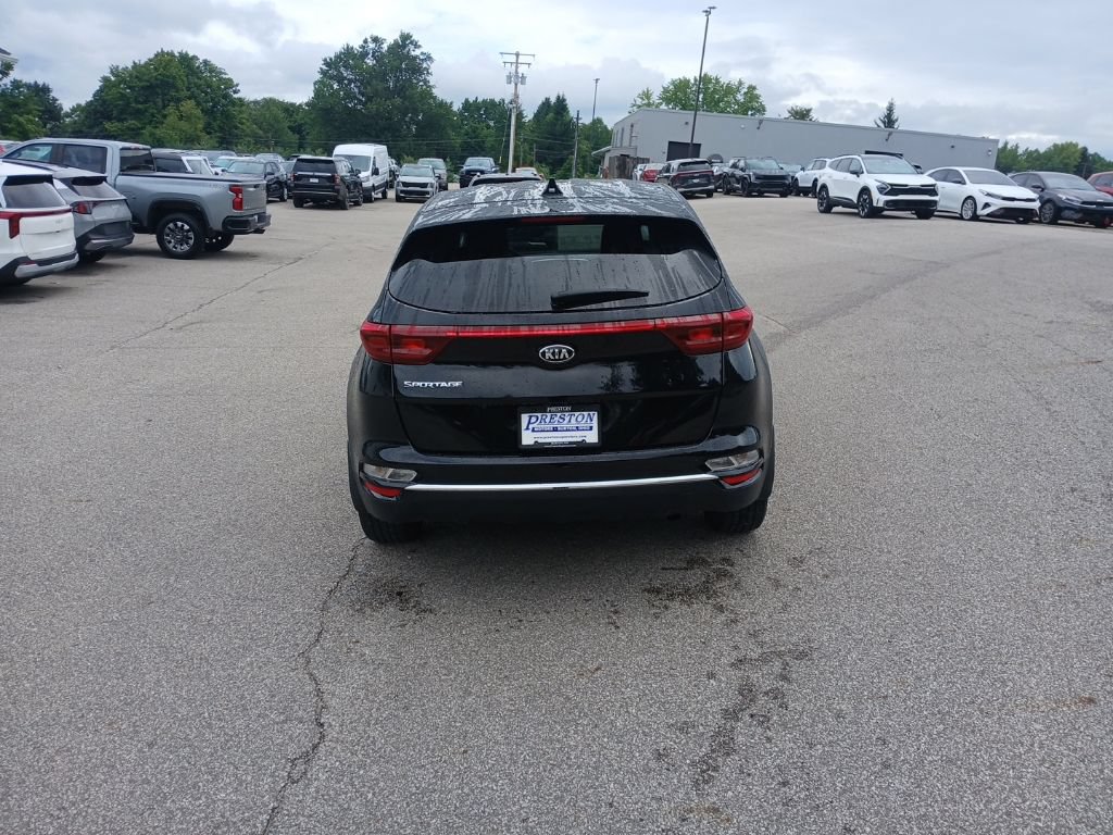 Used 2022 Kia Sportage LX AWD/4WD image 4