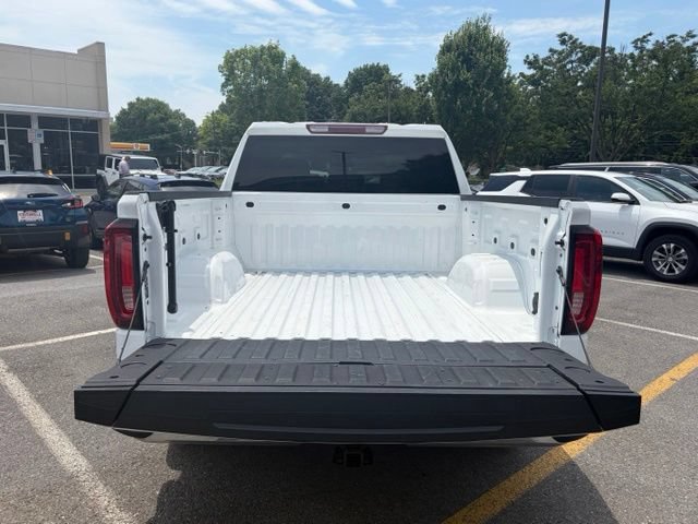 Used 2025 GMC Sierra 1500 SLT AWD/4WD image 7