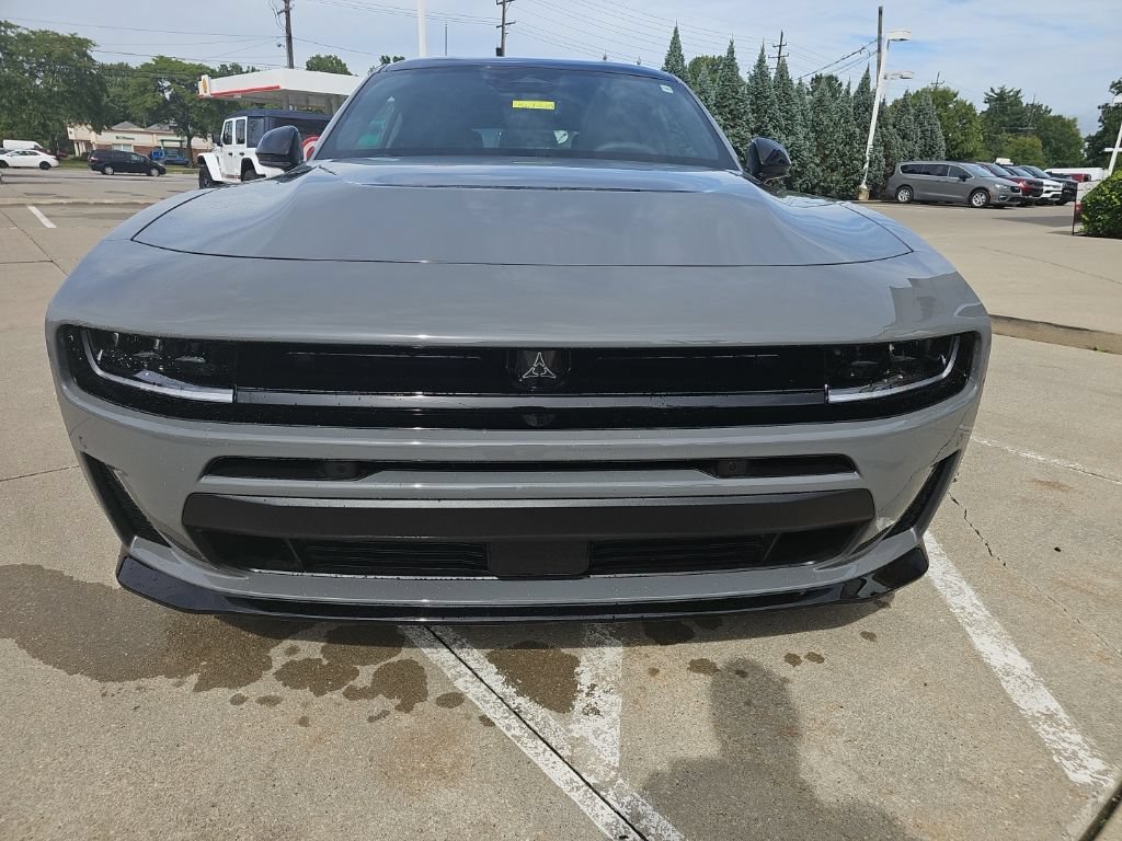Certified 2026 Dodge Charger Scat Pack w/ Blacktop Package AWD/4WD image 7