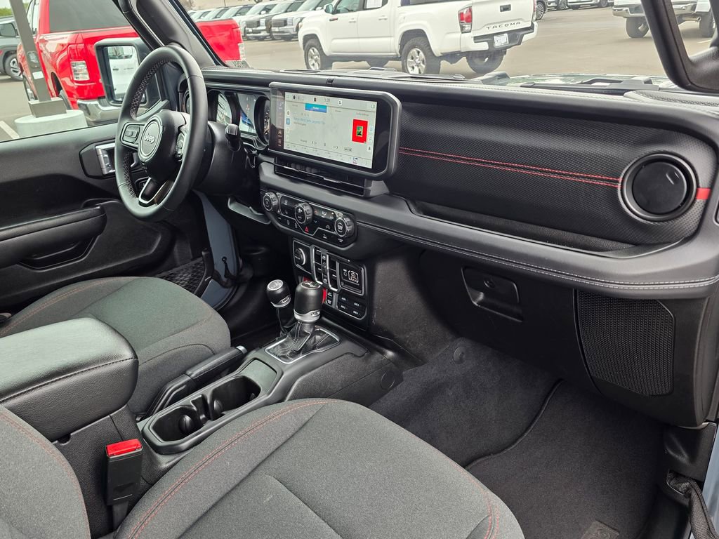 Used 2025 Jeep Wrangler Rubicon image 9