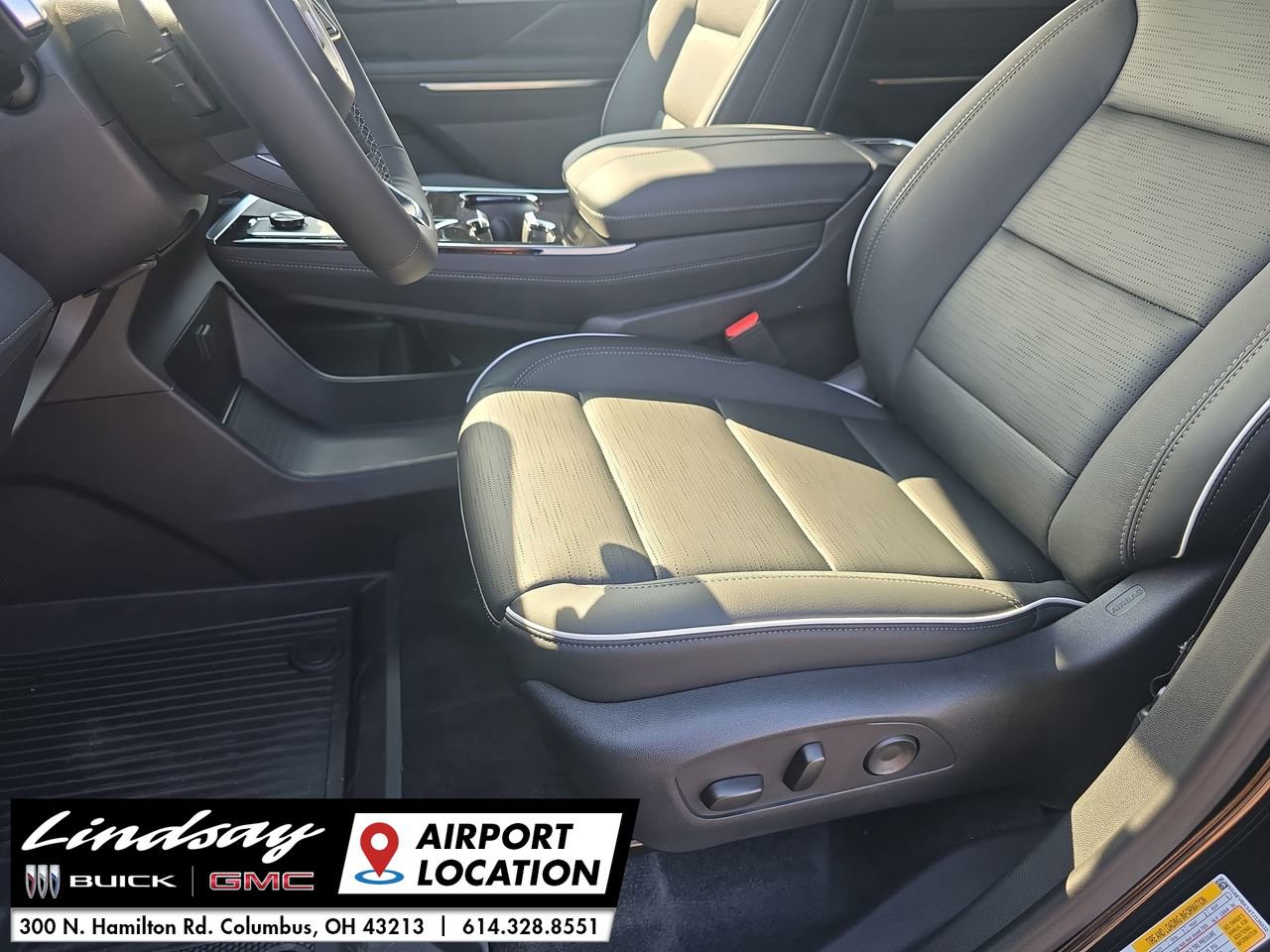 New 2026 Buick Enclave Sport Touring w/ Power Package image 19