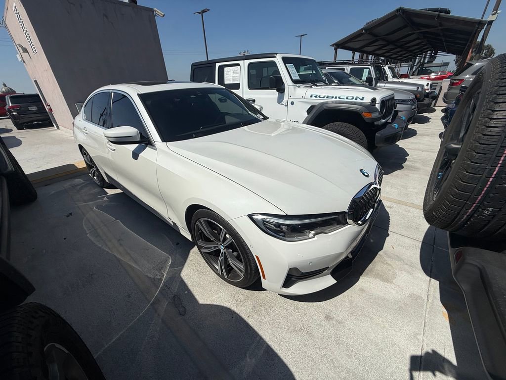 Used 2020 BMW 330i Sedan w/ Convenience Package image 3