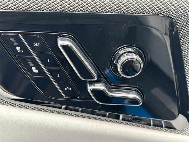 New 2026 Cadillac Optiq Luxury 1 image 26