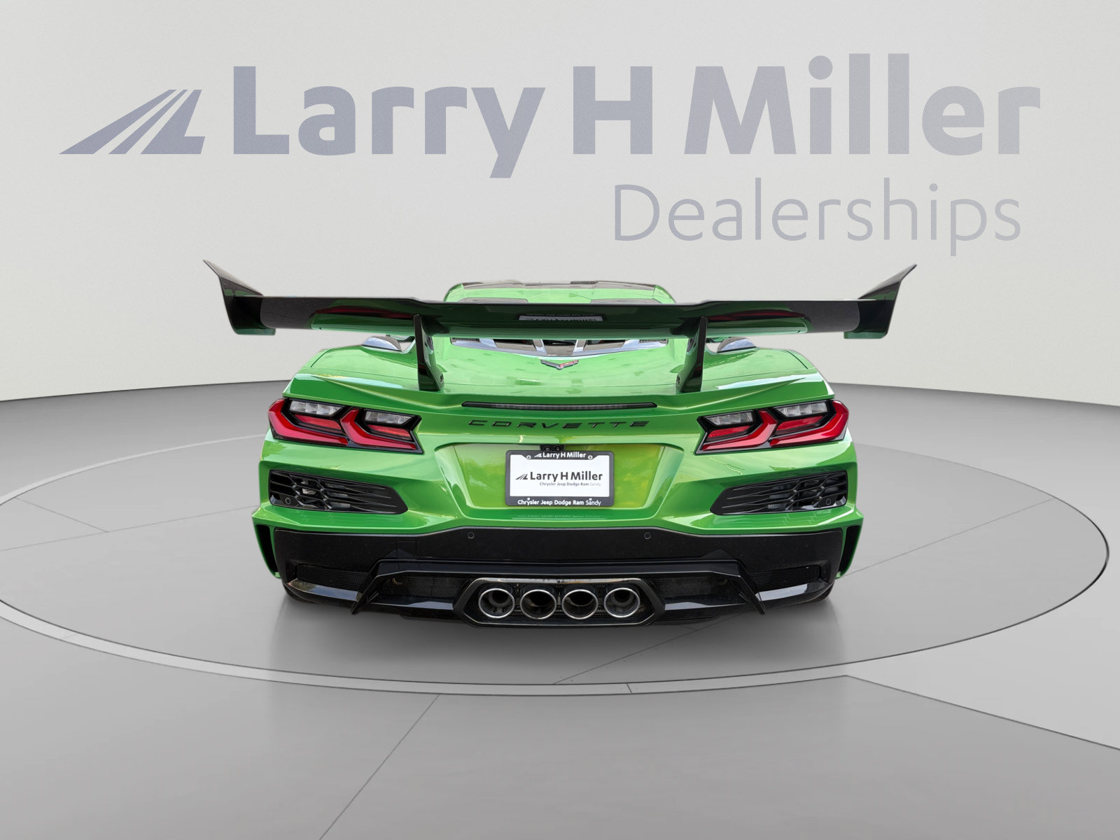 Used 2026 Chevrolet Corvette ZR1 w/ ZR1 Carbon Fiber Aero Package RWD image 4