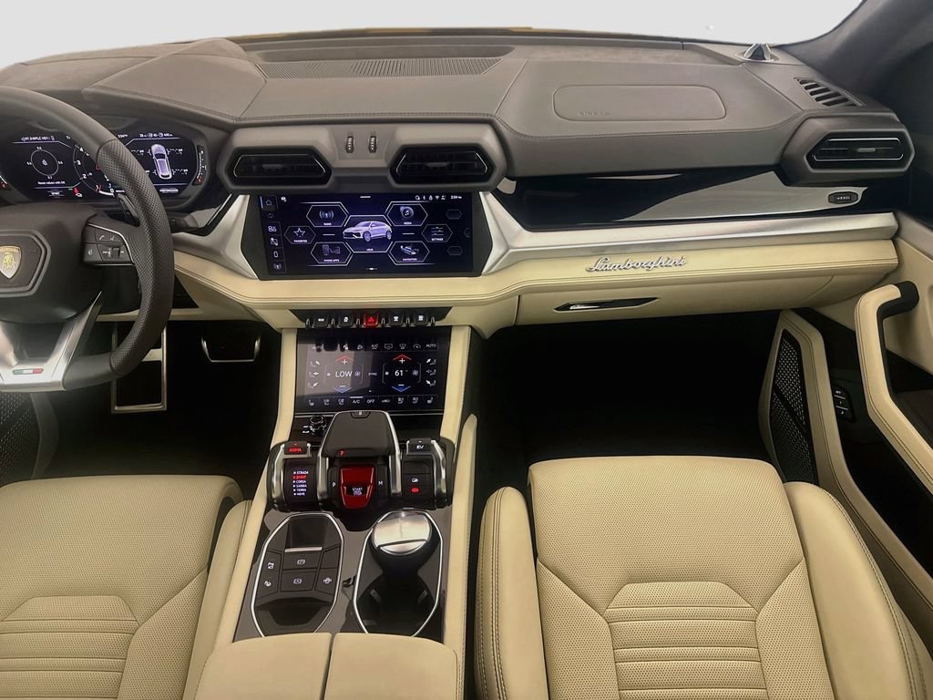 Used 2026 Lamborghini Urus SE AWD/4WD image 22