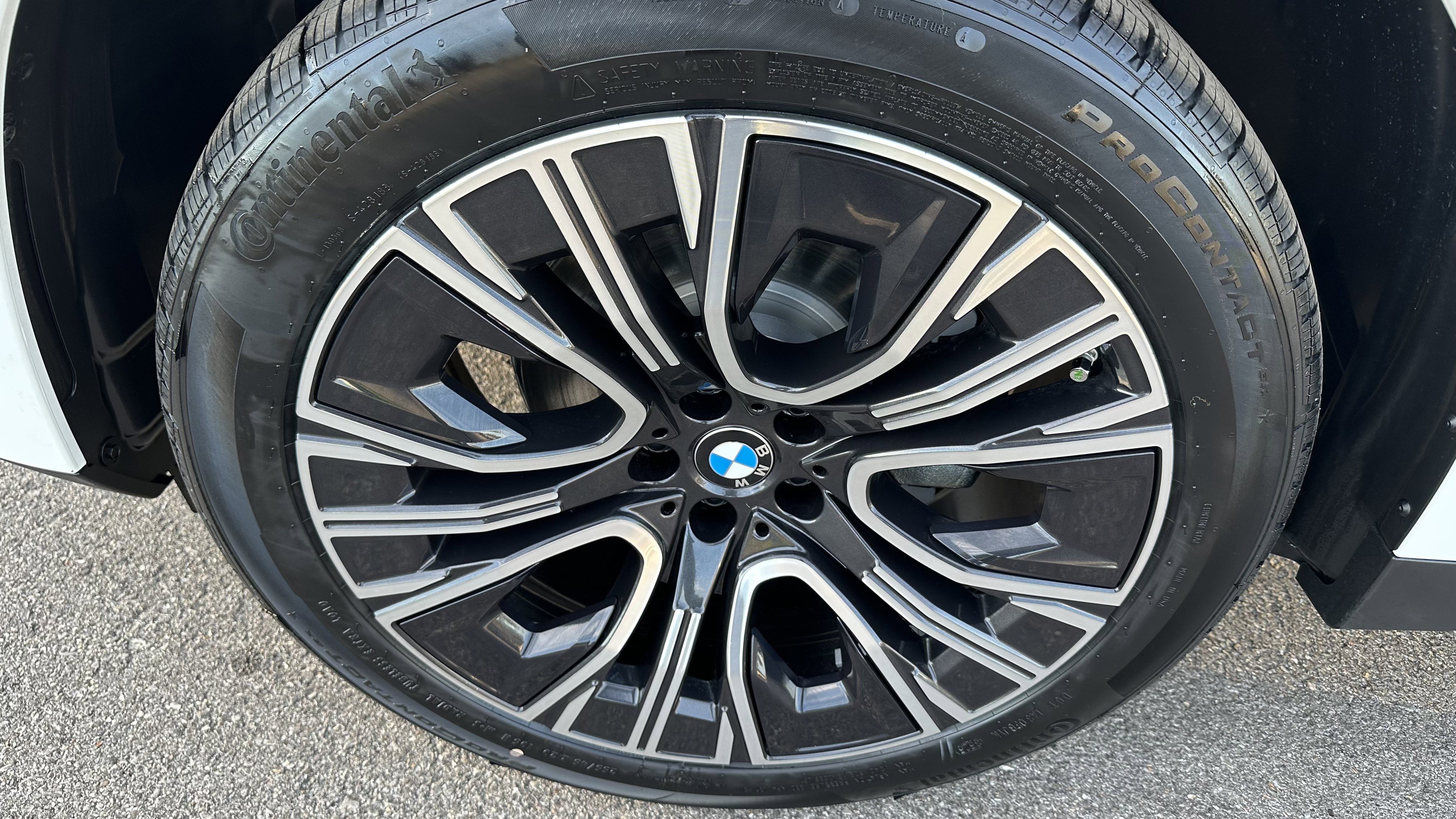 Used 2026 BMW X3 xDrive30 w/ Convenience Package image 12