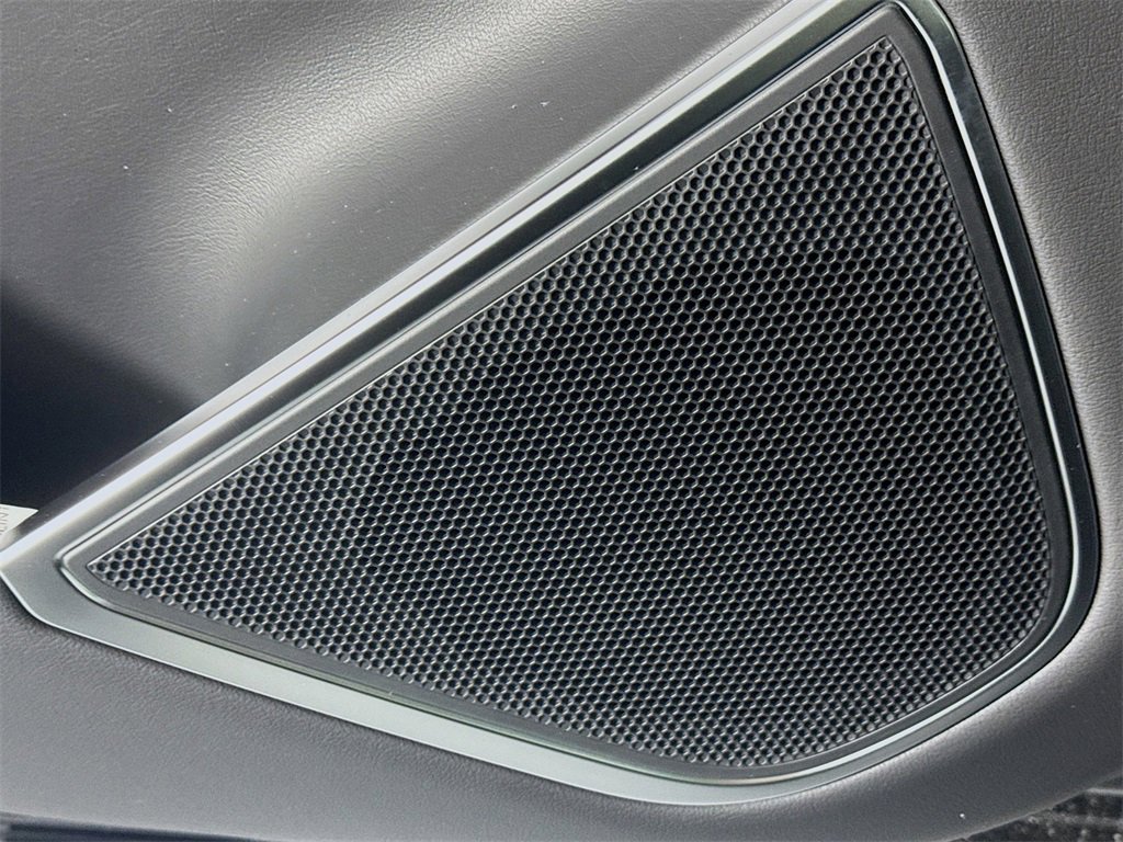 New 2026 Jaguar F-PACE R-Dynamic S image 18