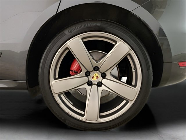 Used 2017 Porsche Macan GTS w/ Premium Package Plus image 18