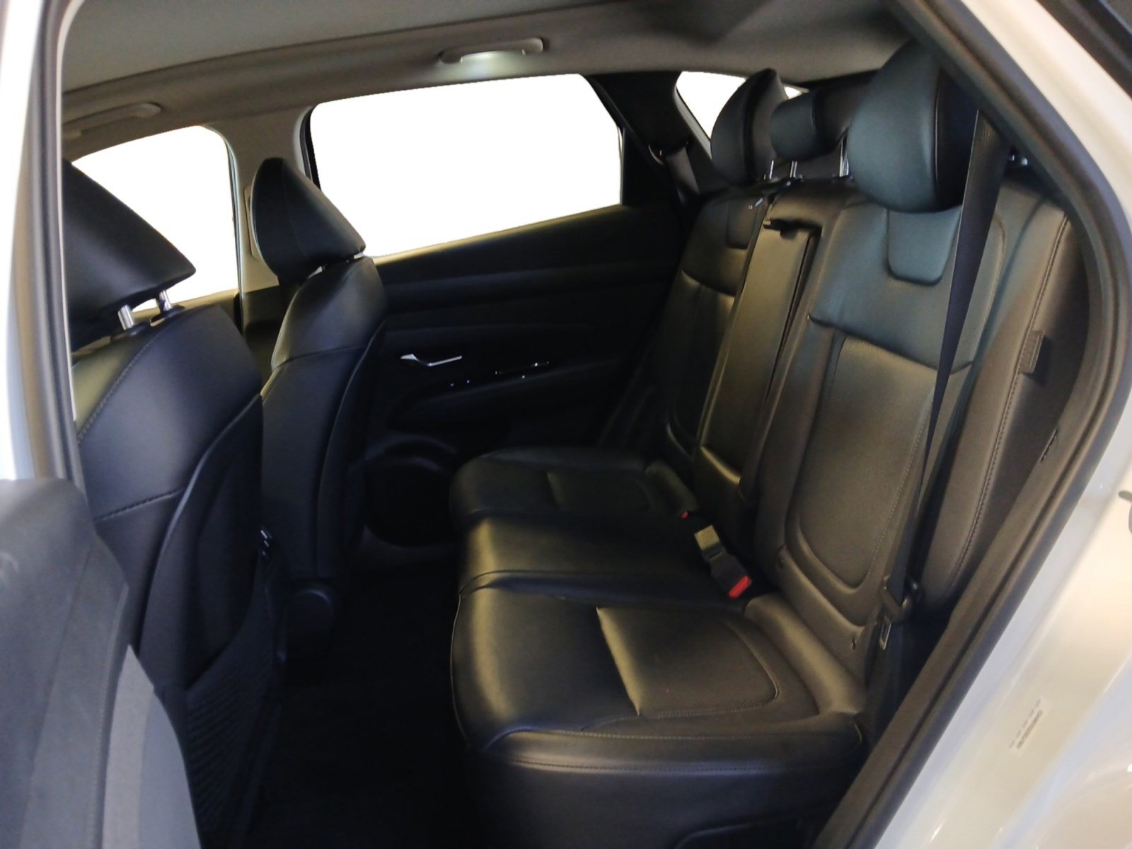 Certified 2025 Hyundai Tucson Limited image 25