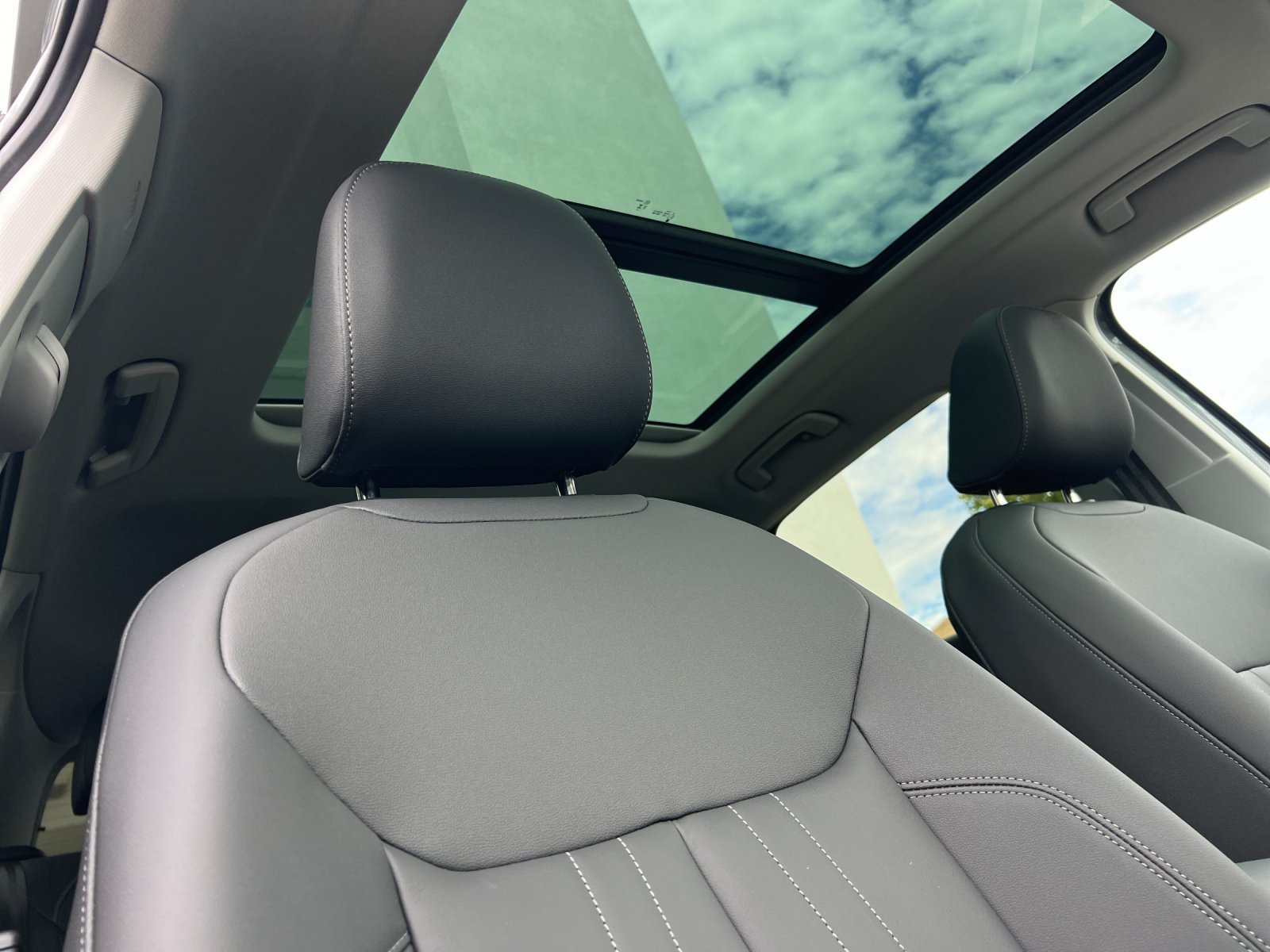 New 2026 Audi Q3 quattro 2.0T AWD/4WD image 17