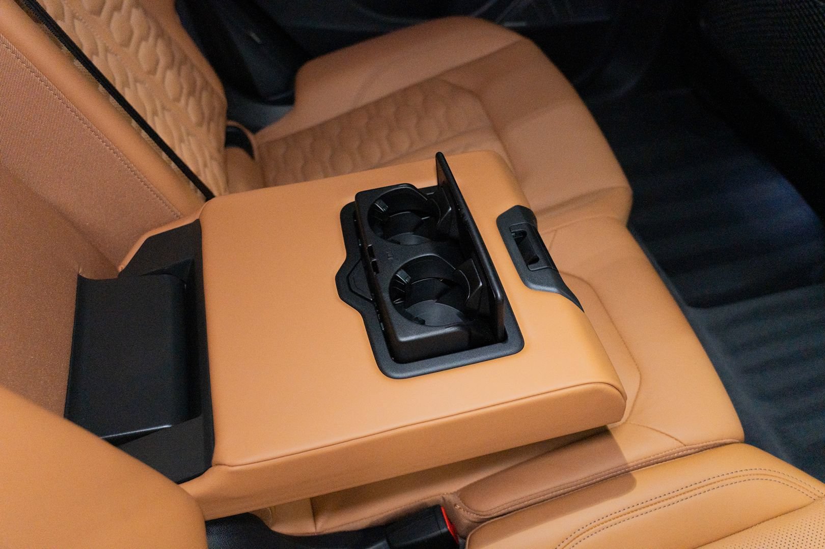 Used 2023 Audi RS Q8 AWD/4WD image 39