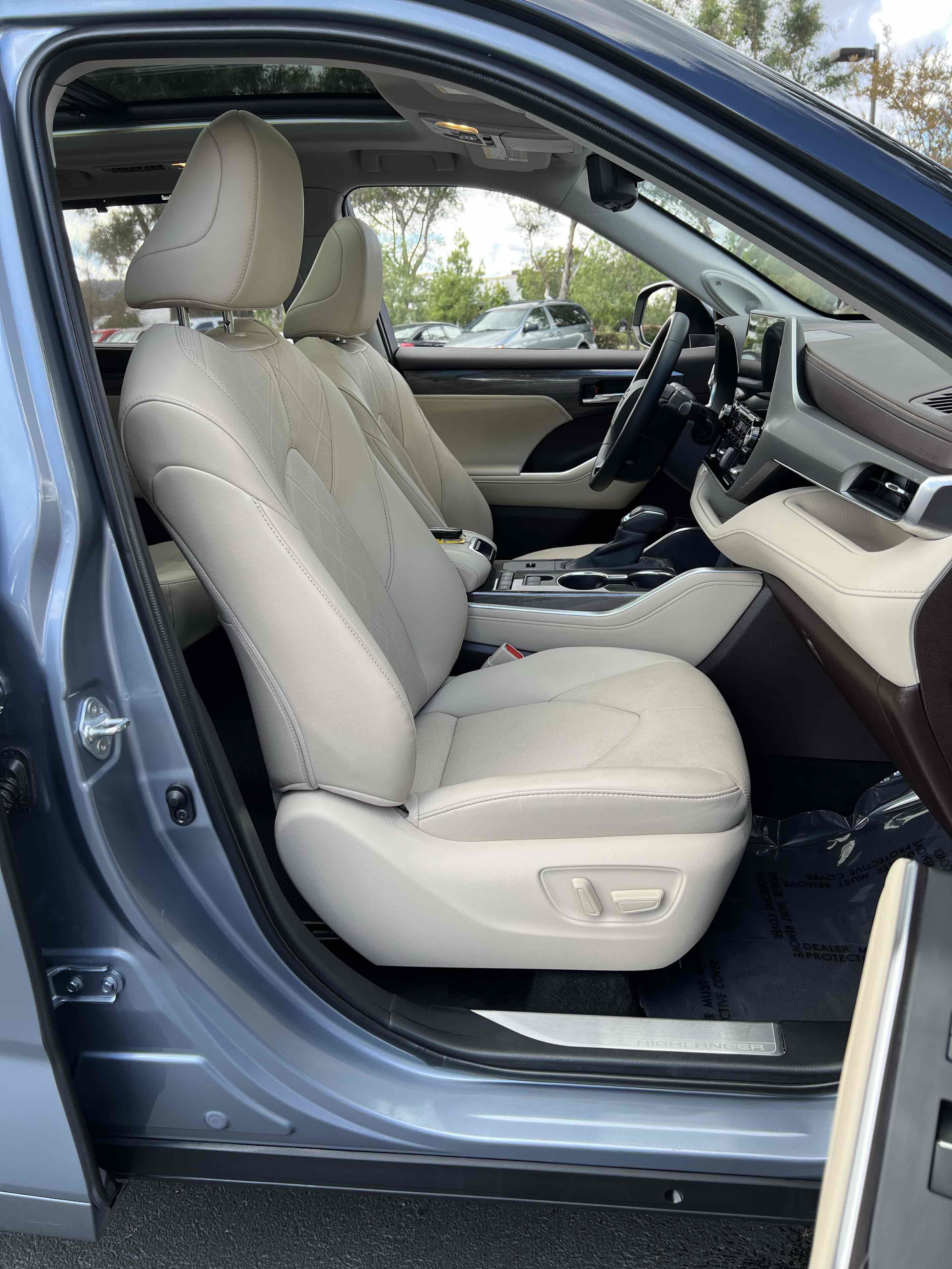 Used 2020 Toyota Highlander Platinum image 43