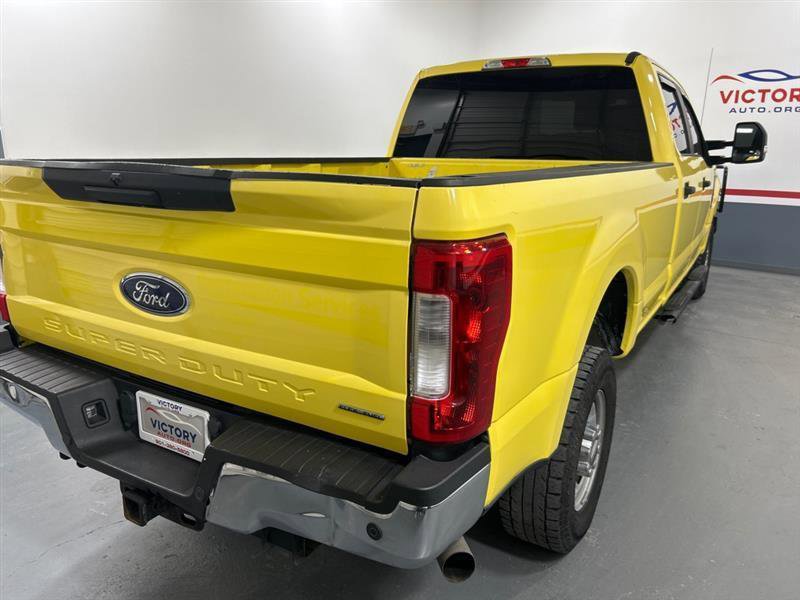 Used 2019 Ford F250 XL w/ Power Equipment Group image 3