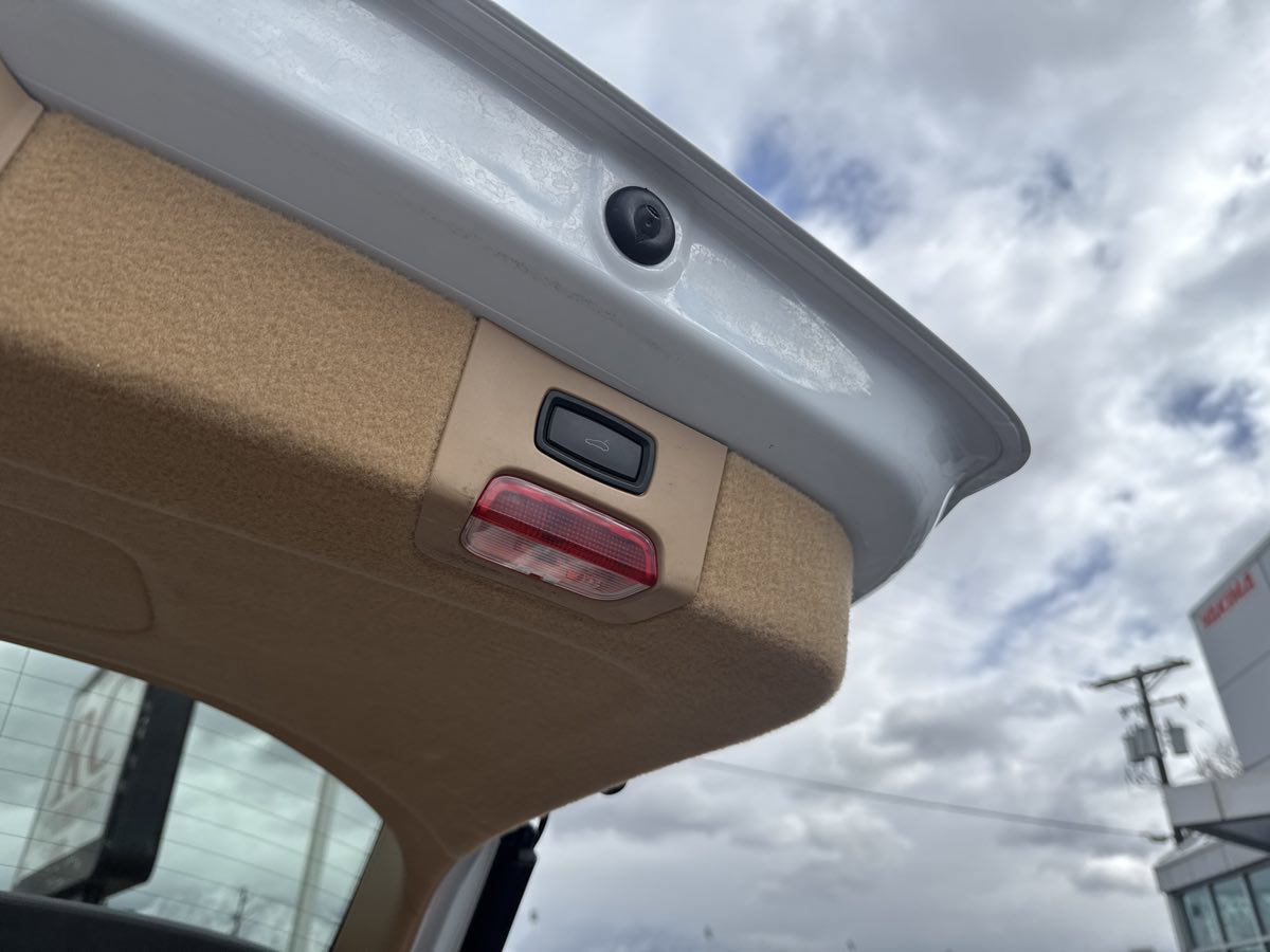 Used 2017 Porsche Cayenne image 17