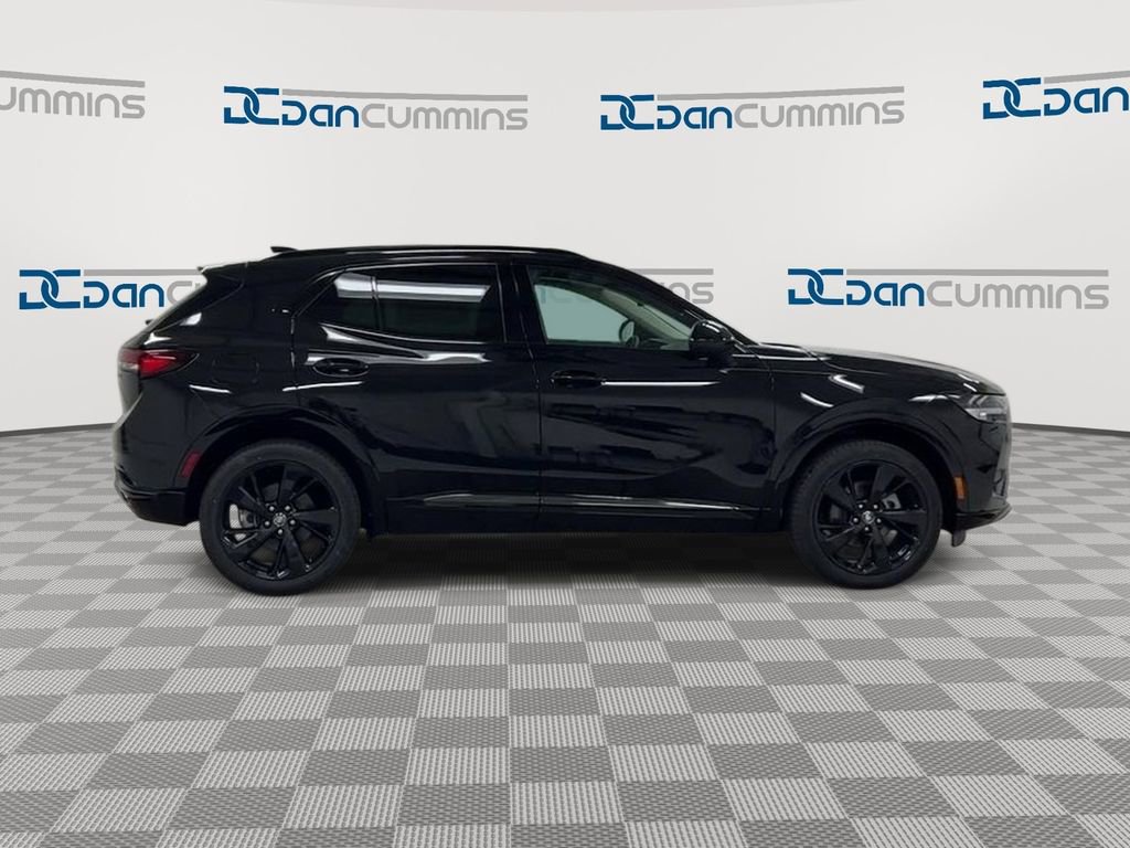 Used 2023 Buick Envision Essence w/ Sport Touring Package AWD/4WD image 9