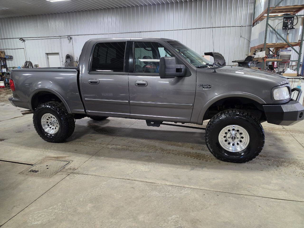 Used 2003 Ford F150 XLT AWD/4WD image 9