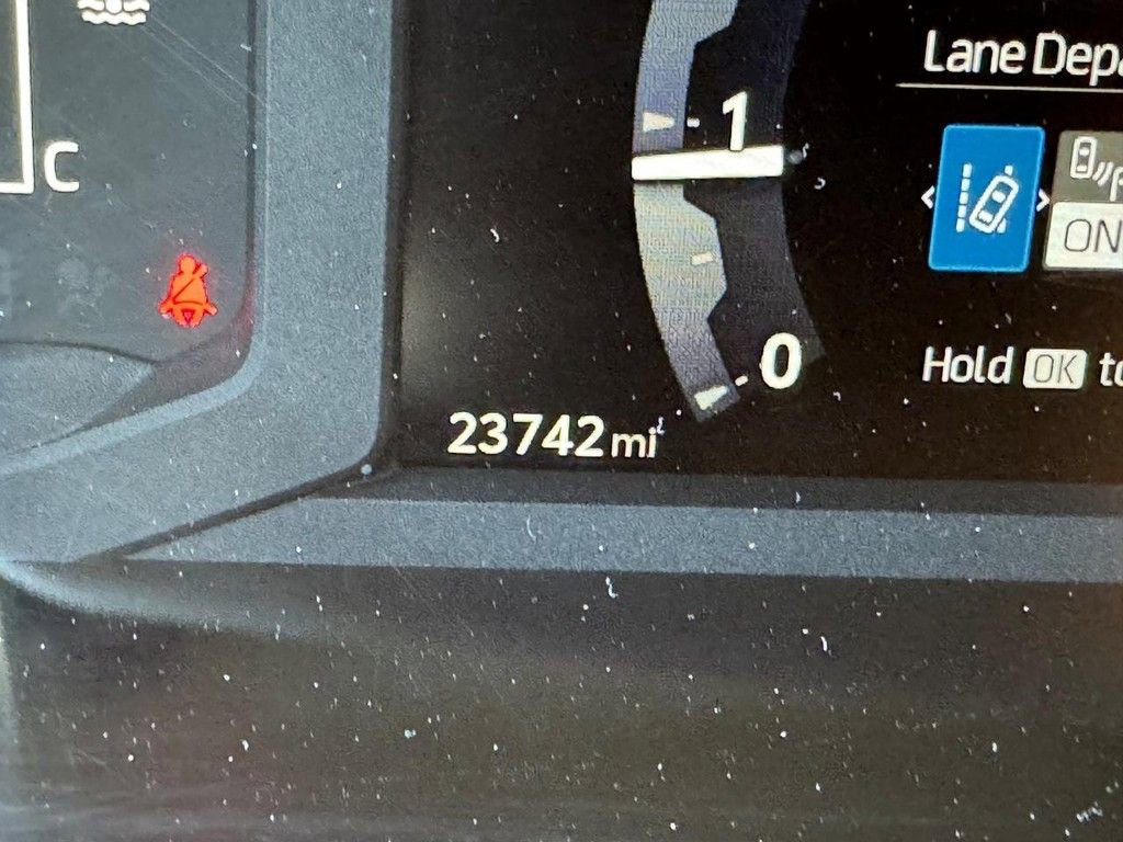 Used 2025 Toyota 4Runner SR5 AWD/4WD image 21