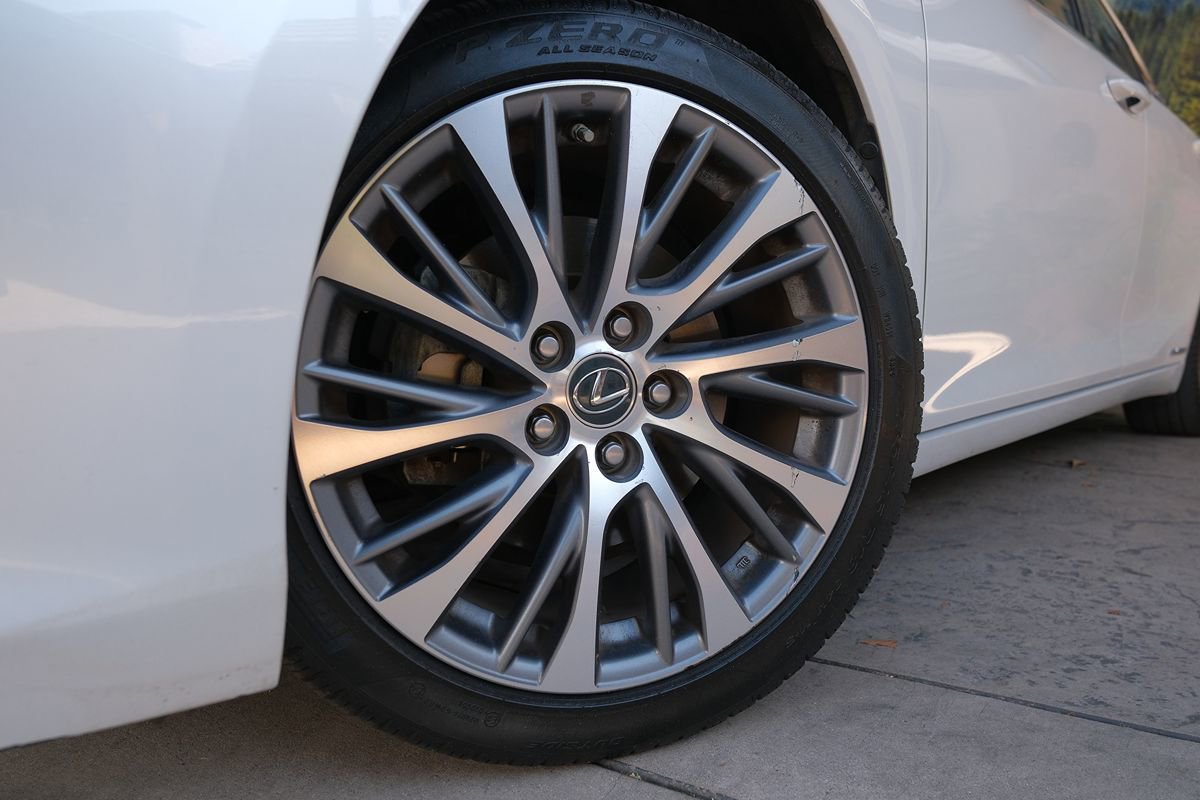 Used 2021 Lexus ES 300h w/ Premium Package FWD image 46