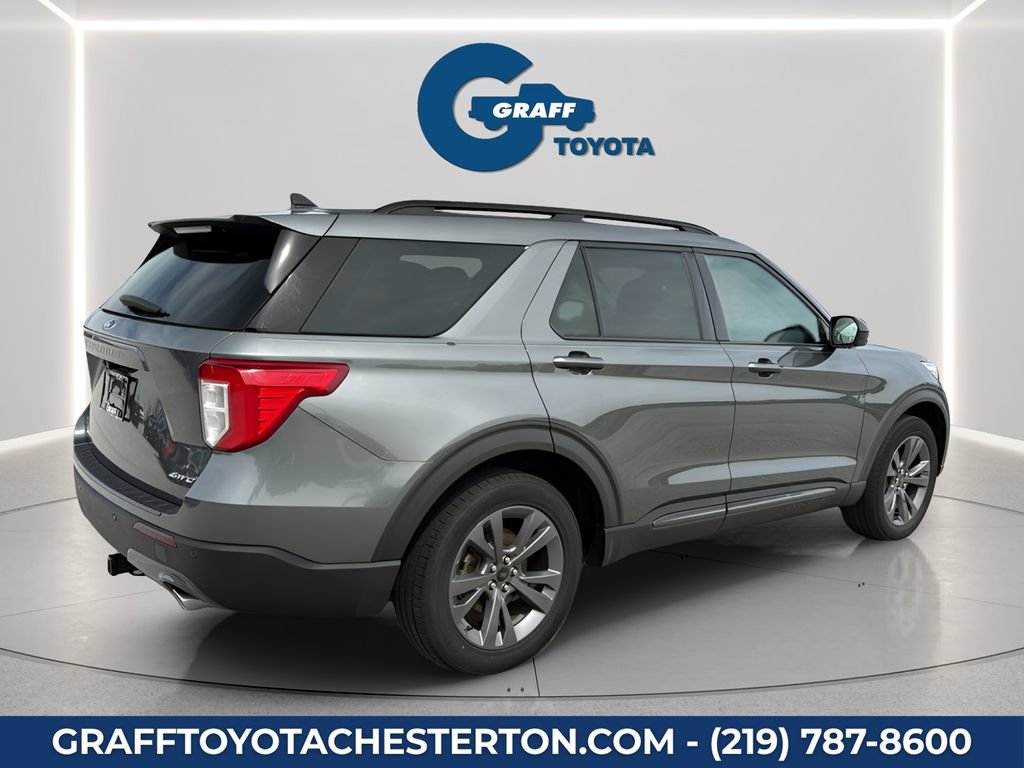 Used 2023 Ford Explorer XLT w/ Equipment Group 202A AWD/4WD image 6