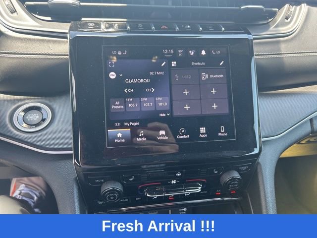 Used 2023 Jeep Grand Cherokee L Laredo RWD image 14