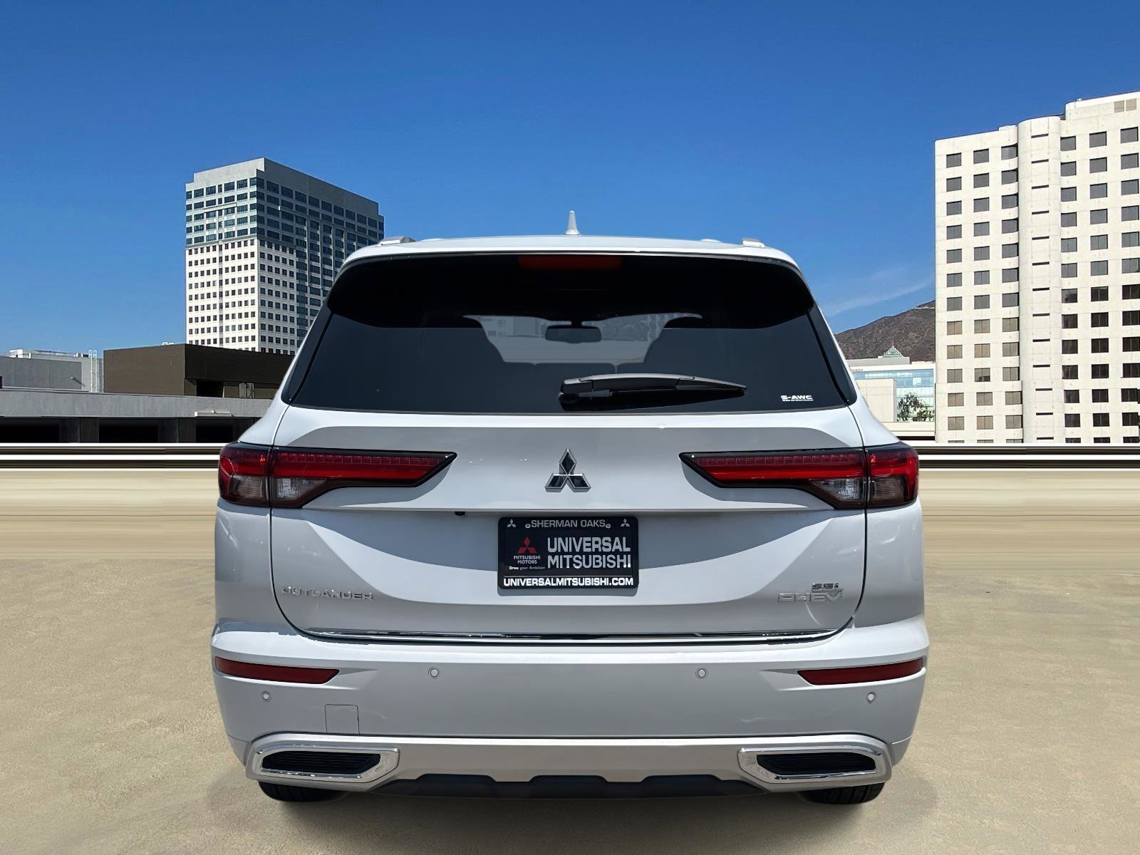 New 2025 Mitsubishi Outlander SEL image 4