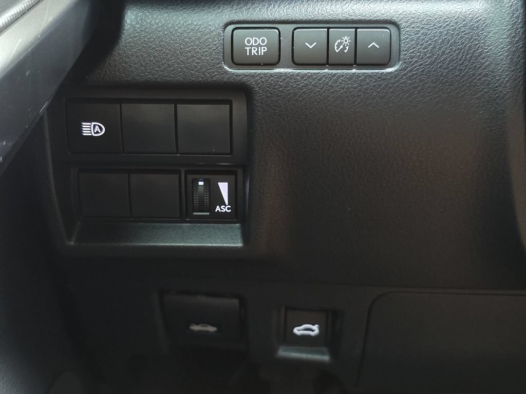 Used 2021 Lexus IS 350 F Sport RWD image 33