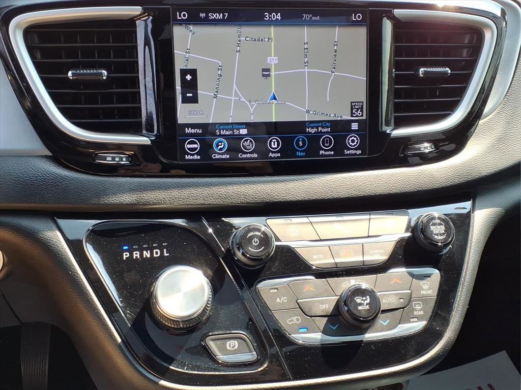 Used 2020 Chrysler Pacifica Touring-L Plus FWD image 20