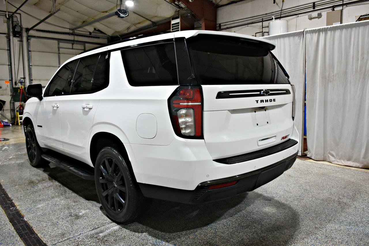 Used 2022 Chevrolet Tahoe RST w/ Luxury Package AWD/4WD image 4