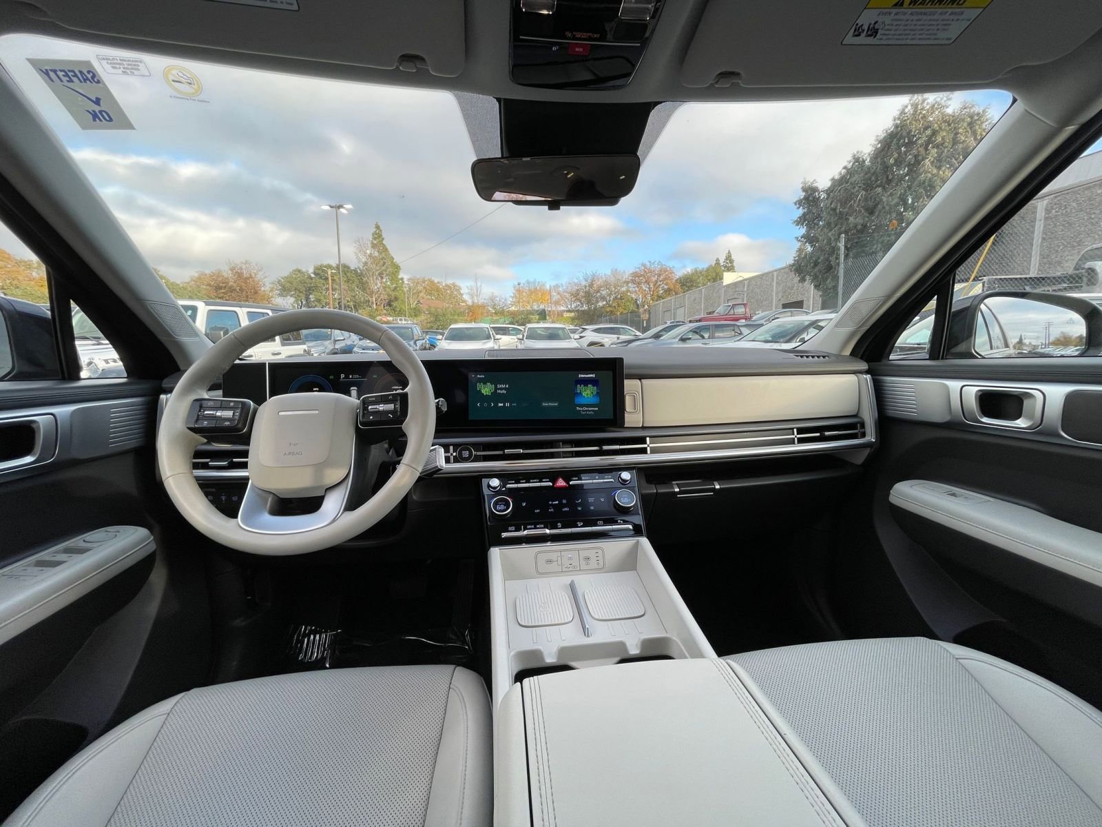 Used 2025 Hyundai Santa Fe SEL image 35