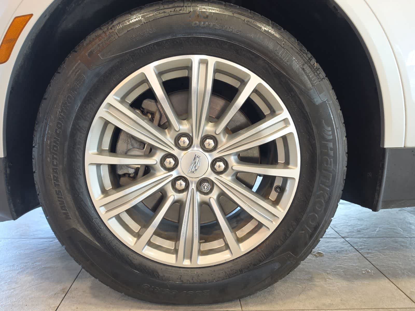 Used 2018 Cadillac XT5 Luxury AWD/4WD image 13
