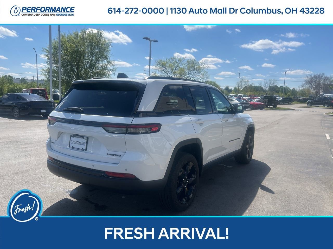 Used 2024 Jeep Grand Cherokee Limited w/ Black Appearance Package image 4