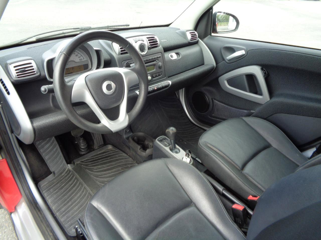 Used 2009 smart fortwo Coupe image 7