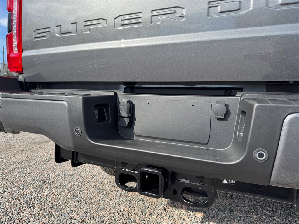 New 2025 Ford F250 XLT w/ Black Appearance Package image 25