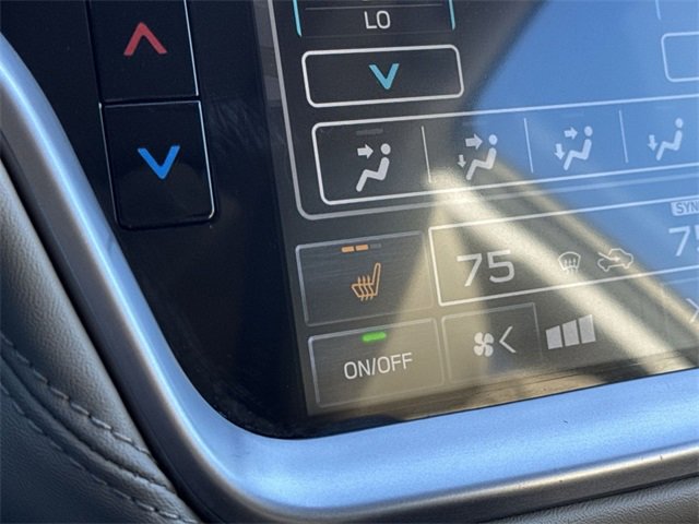 Used 2025 Subaru Outback Limited image 22