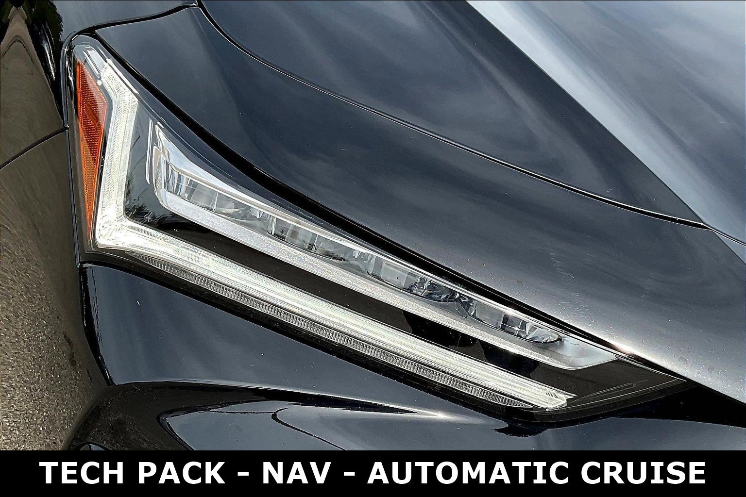 Certified 2025 Acura TLX w/ Technology Package FWD image 32