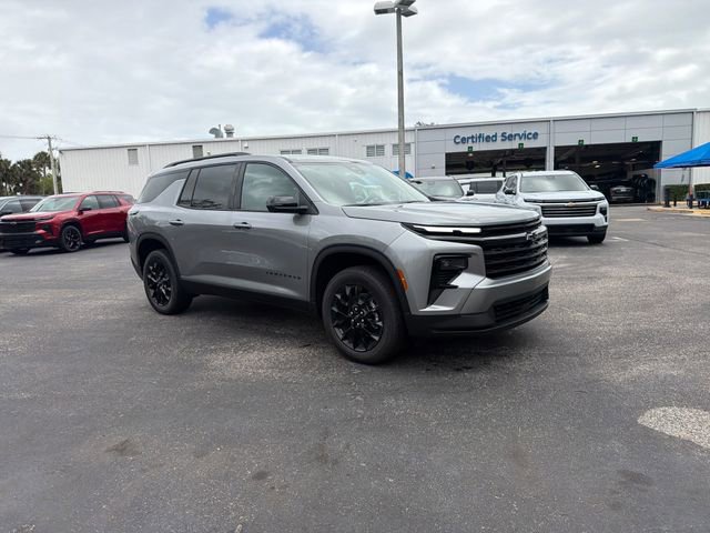 New 2026 Chevrolet Traverse LT w/ Midnight/Sport Edition FWD image 17