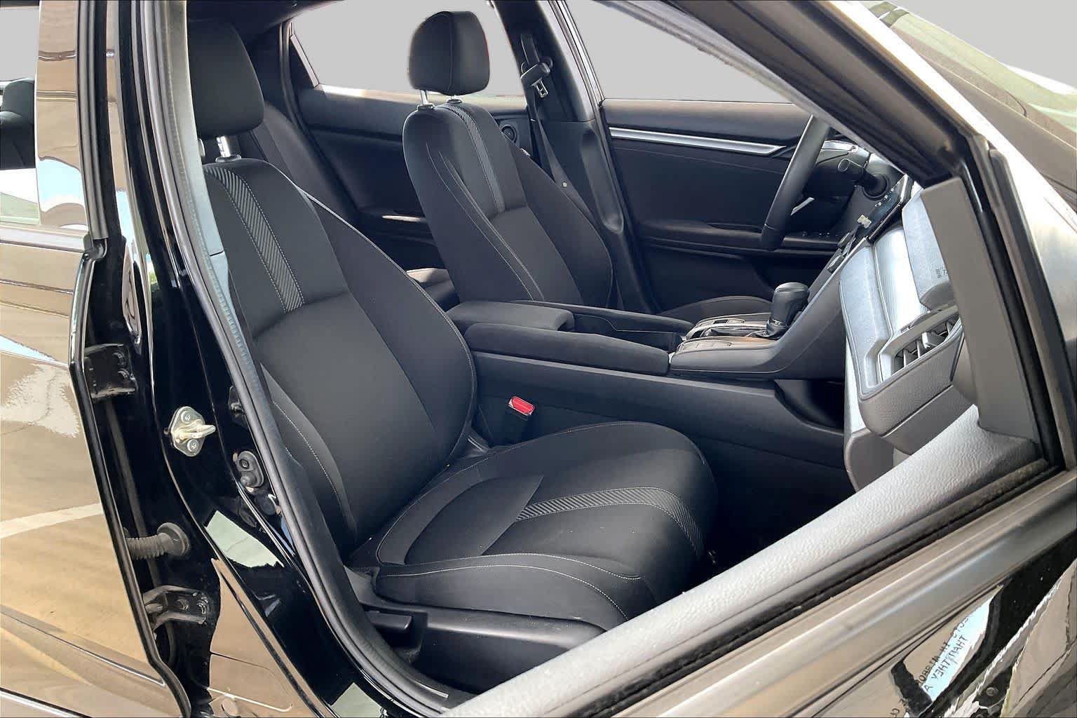 Used 2019 Honda Civic EX image 9