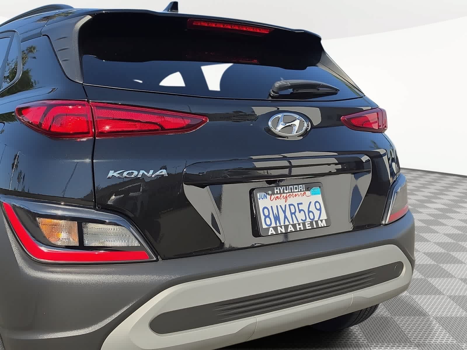 Used 2022 Hyundai Kona SEL FWD image 12