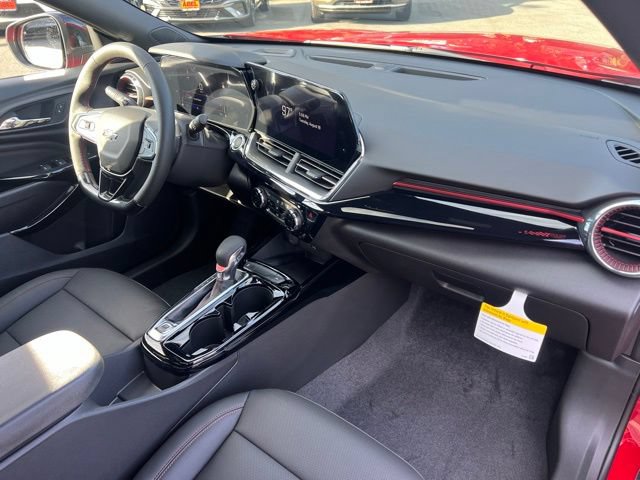 New 2026 Chevrolet Trax RS w/ Sunroof Package FWD image 27