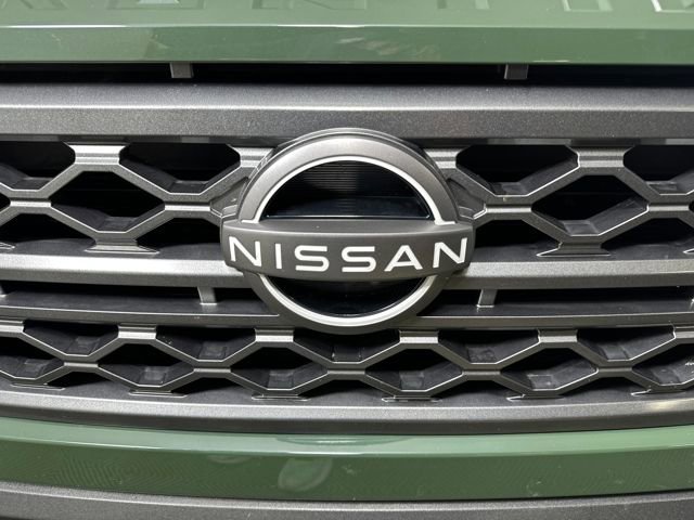 Used 2024 Nissan Frontier SL w/ Technology Package image 9