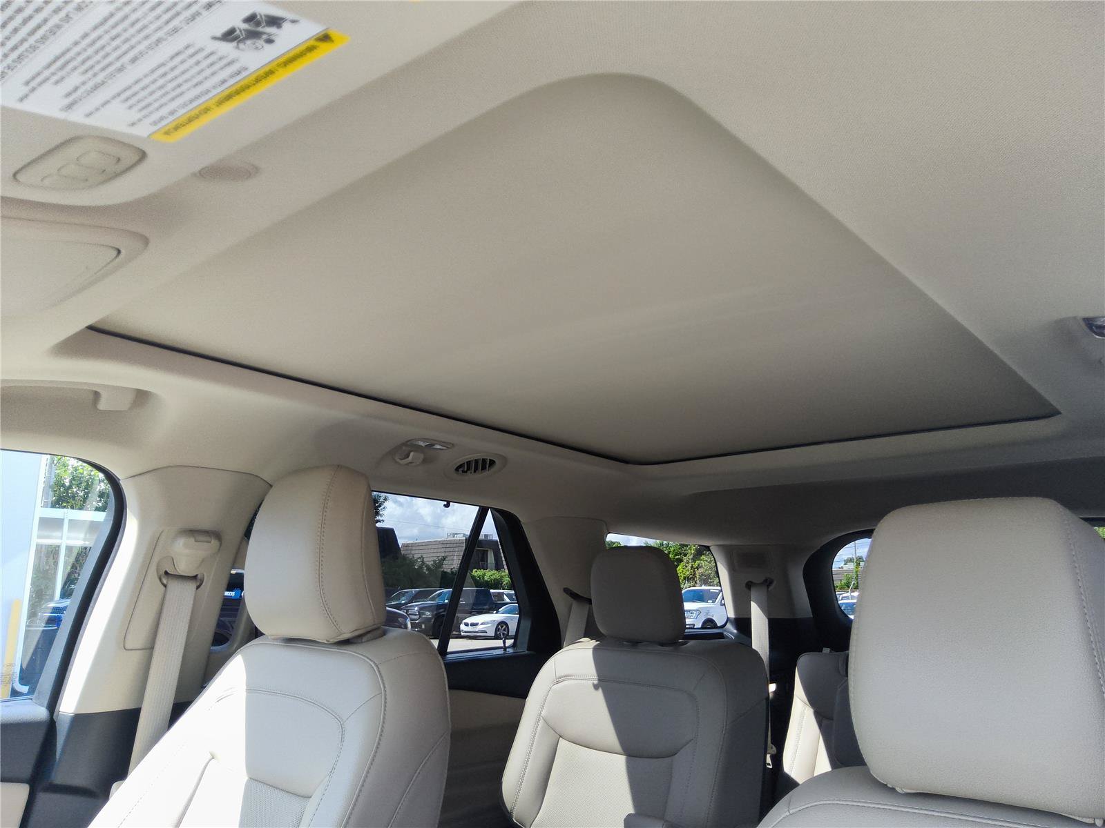 Certified 2023 Ford Explorer Limited w/ Limited Technology Package RWD image 24