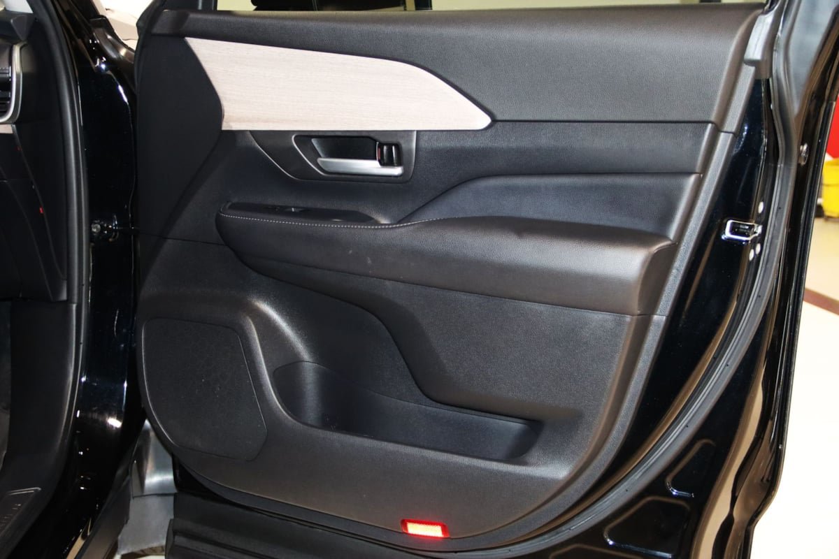 Used 2024 Toyota Grand Highlander FWD image 49