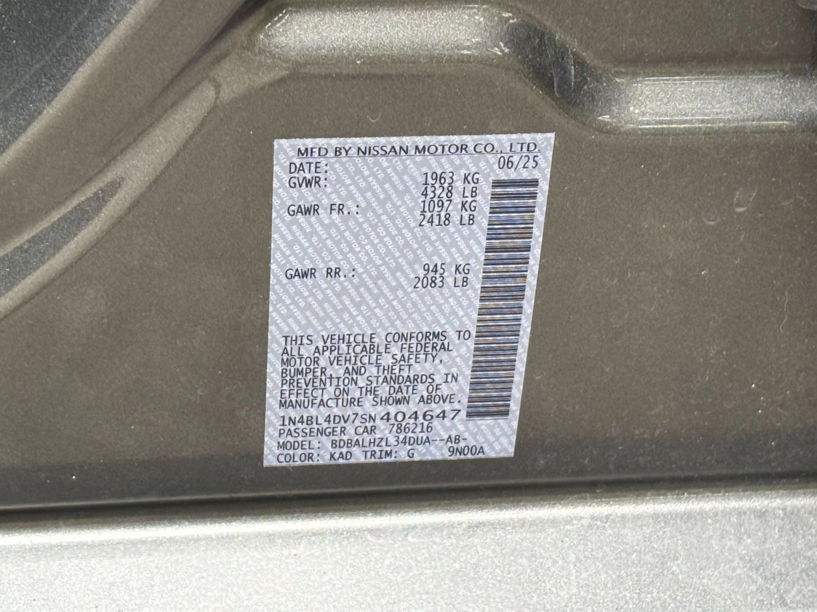 Used 2025 Nissan Altima 2.5 SV FWD image 24
