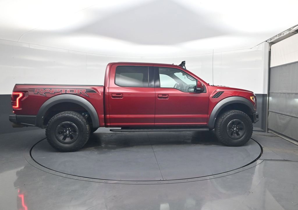 Used 2017 Ford F150 Raptor w/ Equipment Group 802A Luxury image 8