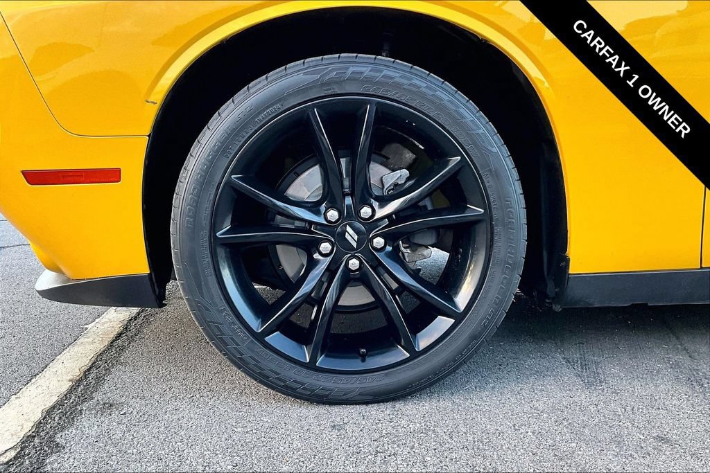 Used 2018 Dodge Challenger SXT w/ Blacktop Package RWD image 30