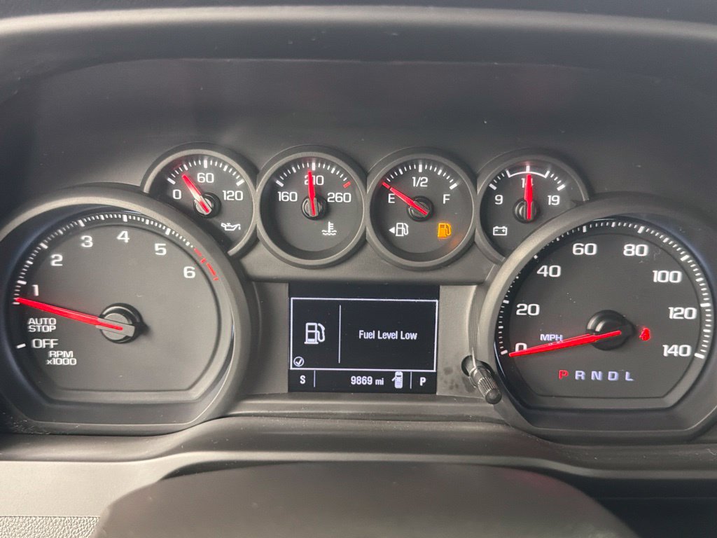 Used 2025 Chevrolet Silverado 1500 Custom RWD image 28