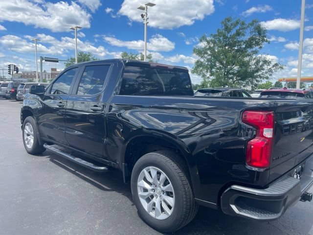 Used 2021 Chevrolet Silverado 1500 Custom w/ LPO, Dark Essentials Package AWD/4WD image 4